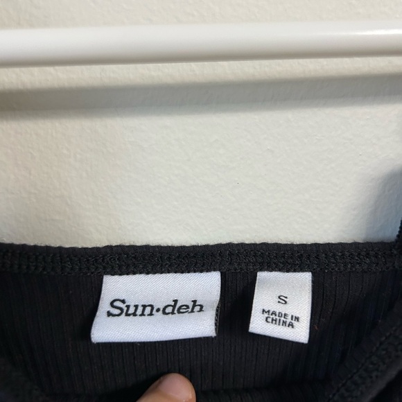 Sun • Deh Firecracker Cropped Tank Top - Picture 4 of 4